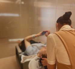 -悦奢科技美肤·牛奶光·BTL·体验中心