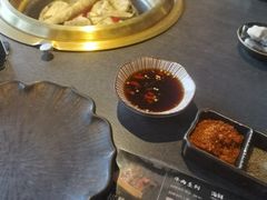 -铭牛烧肉·和牛海鲜自助(高新月牙湖店)