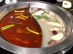 -吴记老锅底麻辣火锅(福州路店)
