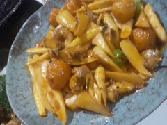 -东来菜馆•手抓海鲜家常菜•海鲜锅贴(鸽子窝店)