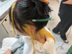 -首脑美发沙龙