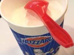 -DQ·蛋糕·冰淇淋(新玛特分店)