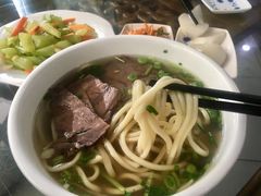 -吾穆勒蓬灰牛肉面·清真(北滨河中路店)