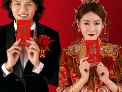 -爱我旅拍婚纱摄影(大理店)