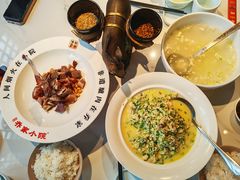 -乔家小院•非遗驴肉•本地小海鲜(滨河路店)