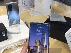 -华为授权体验店(万航渡路)