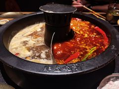 -晓宇重庆火锅(西安荟聚店)
