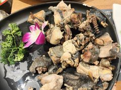-一朵菌·野生菌探索家火锅(南亚店)