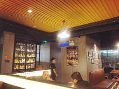 -肥肥虾庄·金牌油焖大虾(杨园滨江时代walk店)