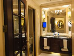 -广州富力丽思卡尔顿酒店