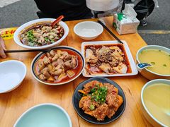 -朱大嘴肥肠血旺(福字街店)