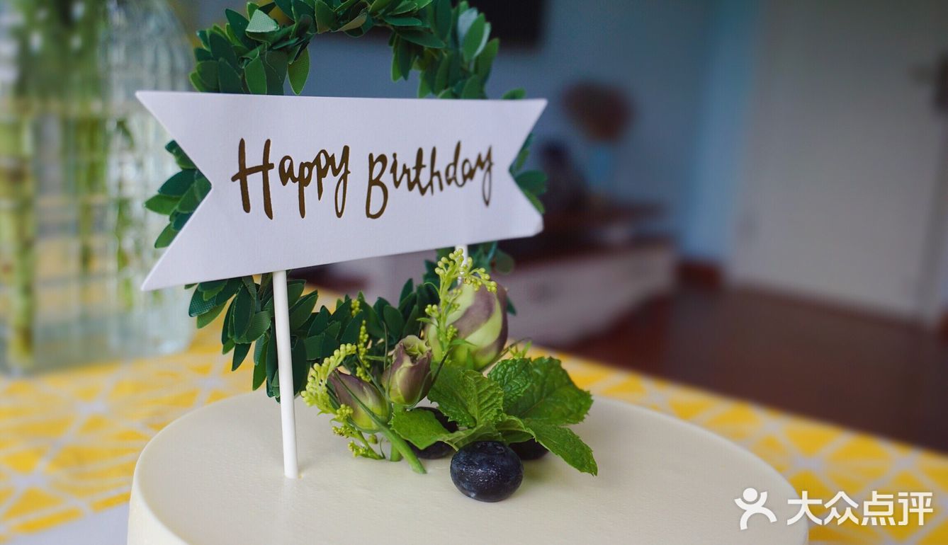 不用烤箱的慕斯蛋糕配方来咯