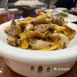 交通：就在番禺广场地铁H出口对面