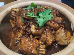 砂锅鲶鱼-靓靓蒸虾(中山里店)