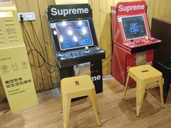 -伯爵·沉浸式超级密室·直营店