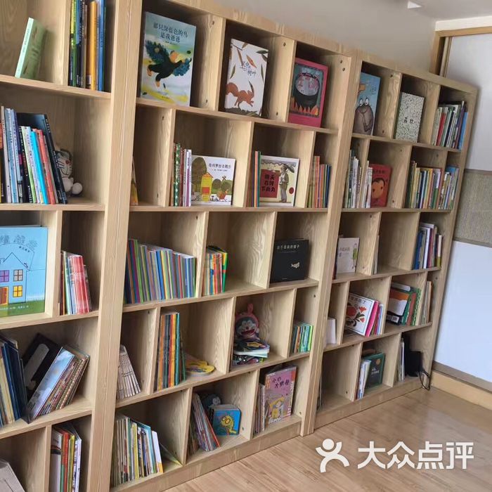 厦门小书虫中英绘本馆