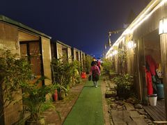 -冰冰龙虾·江湖菜·花园江景餐厅