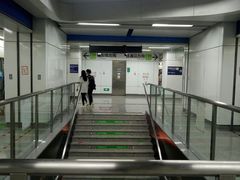 -近江(地铁站)