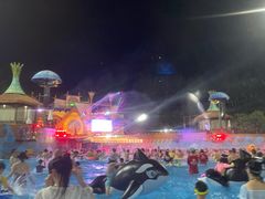 -汤山欢乐水世界