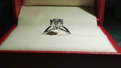 -威德钻石-克拉钻大本营(南京东路店)