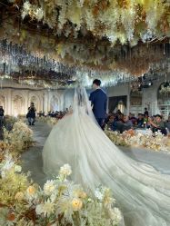 -艾米丽婚纱礼服