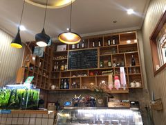 -Rabbit Cafe私房西餐甜点咖啡(栖霞路店)