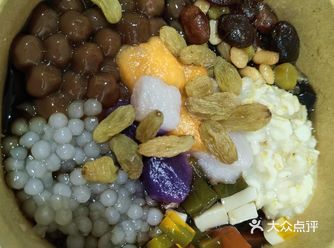  红豆多到扑出来！夏日必点芋圆烧仙草