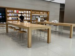 -Apple零售店(玄武湖店)