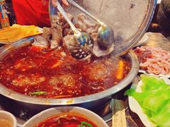 梭边鱼-肖肖酸萝卜鱼火锅(总店)