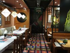 -云海肴·汽锅鸡·云南菜(天山百盛优客店)