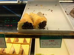 忌廉筒-蜂蝶来饼店(拱北总店)
