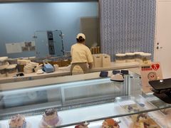 -HOT CRUSH趁热集合·现烤面包(上海环球港店)
