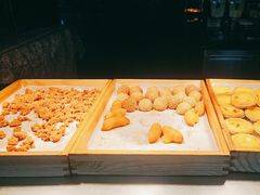 -唐拉雅秀酒店-西锦汇空中BBQ·思创餐厅