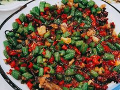 -乡土特色.冷锅鱼.牦牛肉汤锅