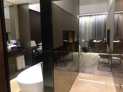 -广州天河希尔顿酒店