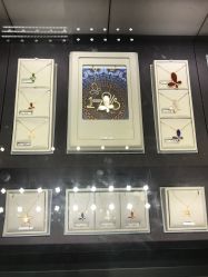 -周大福 CHOW TAI FOOK(新世界百货崇文店)