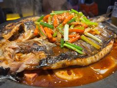 -鸣记脆皮烤鱼·海鲜烤鱼(三八广场店)