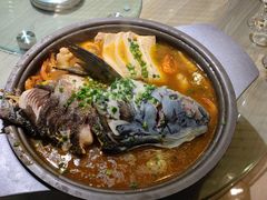 -新天明砂锅鱼头煲