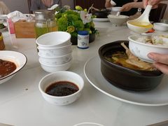-七的湖·晚芳亭·阳澄湖农家菜·大闸蟹(莲花岛店)