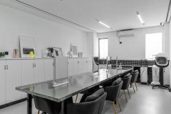 -T8 SALON