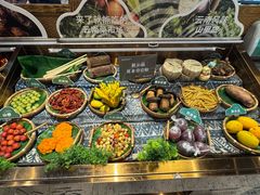 -楠小云·云南鲜菌·鲜牛自助火锅(九眼桥店)