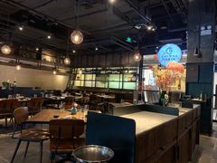 大堂-Carbon莫卡哆·意大利复古集市餐厅(杭州大厦店)
