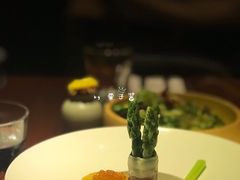 绿芦笋黎麦柚玛火腿鱼籽-鹿萤季·营地小馆(皇后公园店)
