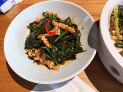 菠菜拌面筋-胖老汉椒麻鸡清真新疆菜(西御街店)