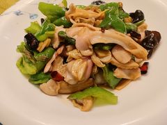 -旺角小渔村·海肠捞饭开创者(环山路店)