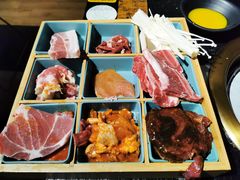 -烤路里·韩国品质自助烤肉(石路天虹4号店)