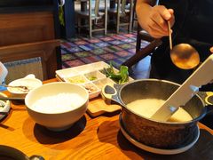 -云海肴·汽锅鸡·云南菜(天山百盛优客店)