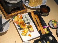 -万岁料理回转寿司(华贸店)