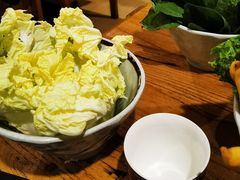 -毛辣果·贵州红酸汤牛肉火锅(西单店)