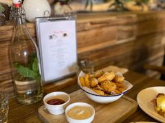 -Common Table · Brunch & Coffee